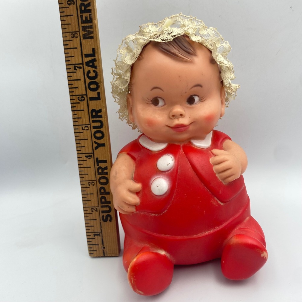 Vintage 1967 Uneeda Doll Co Plumpees Round Baby Doll Red Squeeze Toy 8 Inch - Picture 6 of 7